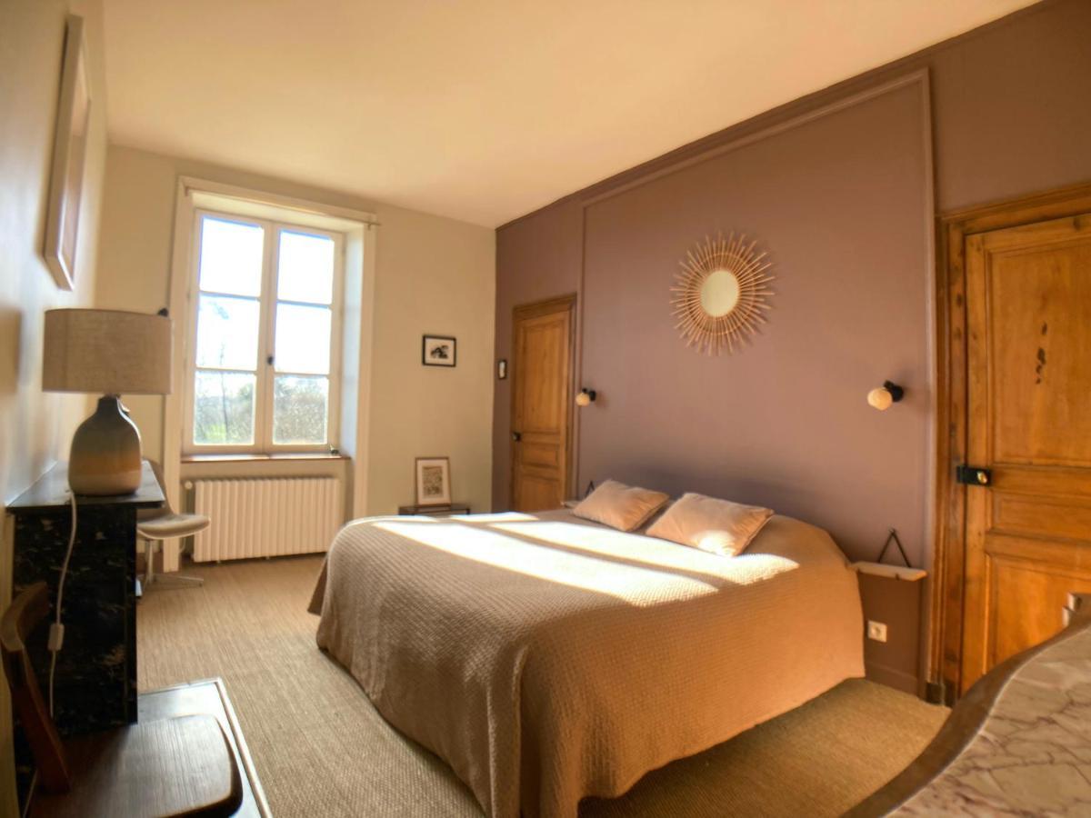 Maison D'Hotes La Doucelle Culture Et Bien-Etre Lignieres-Orgeres Екстер'єр фото