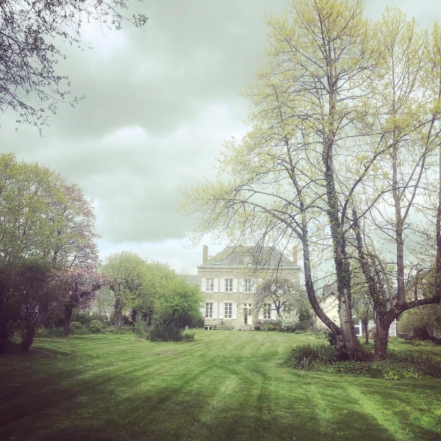 Maison D'Hotes La Doucelle Culture Et Bien-Etre Lignieres-Orgeres Екстер'єр фото